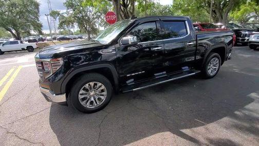 2022 GMC Sierra 1500 SLT