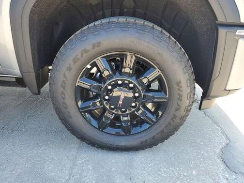 Sterling Metallic 2026 GMC Sierra 2500 AT4