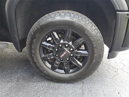 2024 GMC Sierra 2500 AT4