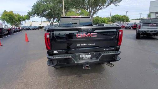 2024 GMC Sierra 2500 Denali