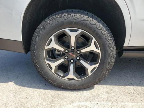 2026 GMC Yukon 4WD AT4