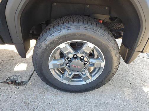 2025 GMC Sierra 2500 SLT