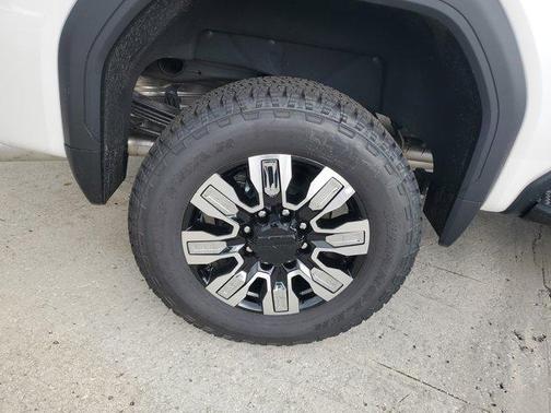 2025 GMC Sierra 2500 Denali