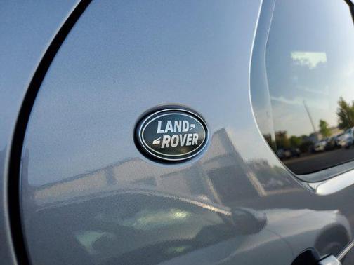 2023 Land Rover Discovery P300 S