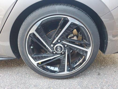 2022 Hyundai ELANTRA N Line