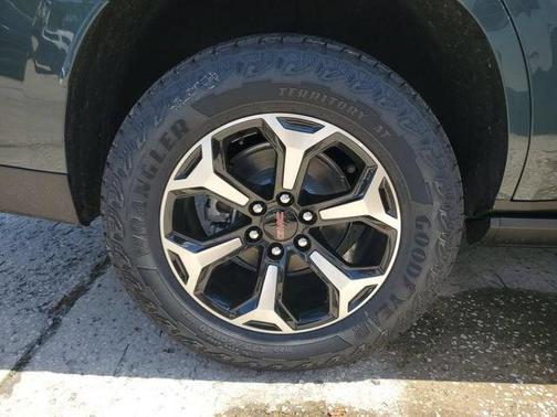 Midnight Pine 2026 GMC Yukon 4WD AT4