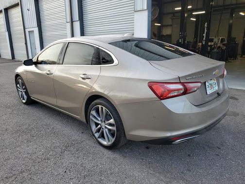 2022 Chevrolet Malibu FWD Premier