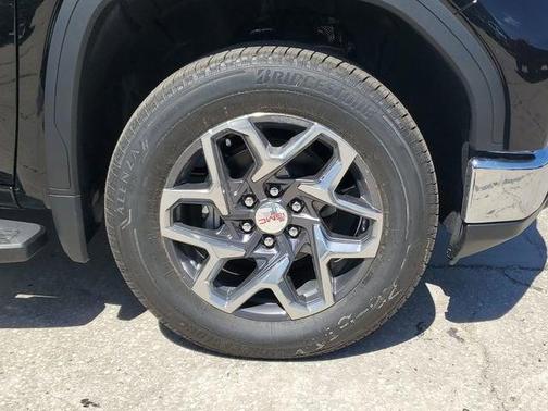 Onyx Black 2026 GMC Sierra 1500 SLT