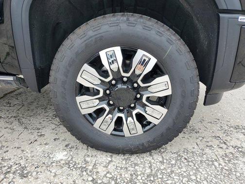 2025 GMC Sierra 2500 Denali