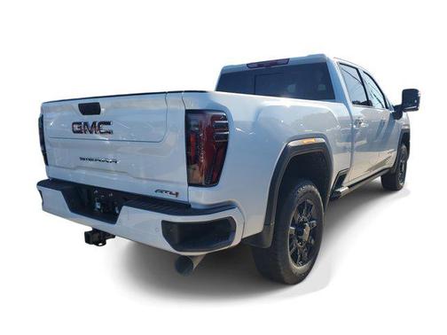 2025 GMC Sierra 2500 AT4