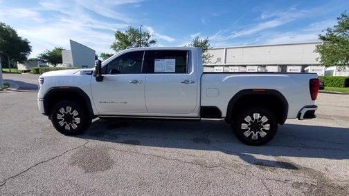 2024 GMC Sierra 2500 Denali