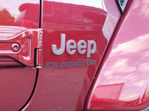 Snazzberry Pearlcoat 2021 Jeep Gladiator Rubicon