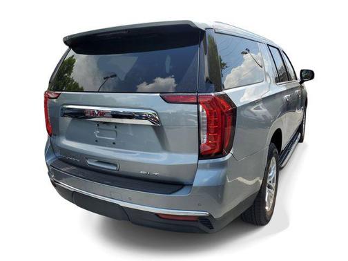 Sterling Metallic 2024 GMC Yukon XL SLT