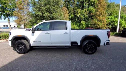 2025 GMC Sierra 2500 AT4