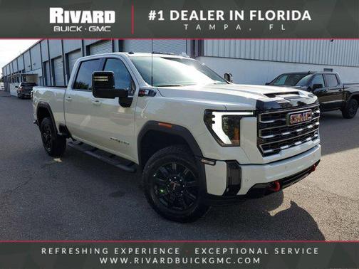 2025 GMC Sierra 2500 AT4