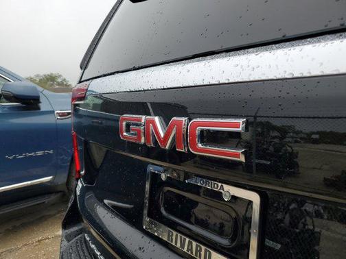 2026 GMC Yukon XL 2WD Elevation