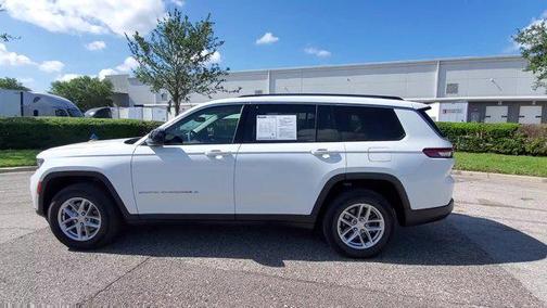 2023 Jeep Grand Cherokee L Laredo