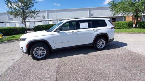 2023 Jeep Grand Cherokee L Laredo