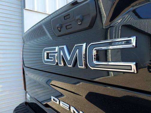2024 GMC Sierra 2500 Denali Ultimate