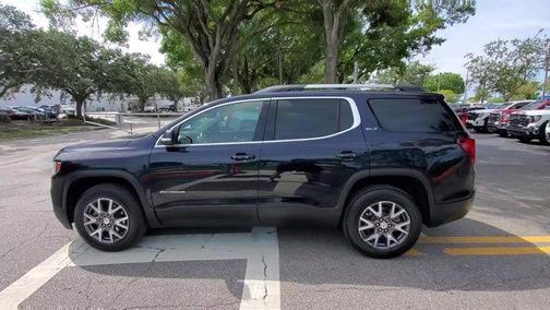 2022 GMC Acadia FWD SLT