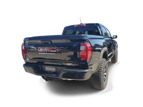 2025 GMC Canyon Base