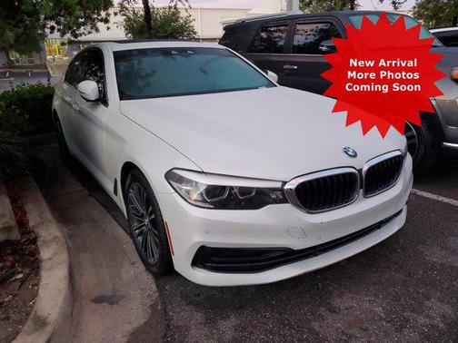2019 BMW 530 530i