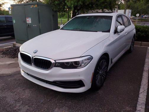 2019 BMW 530 530i