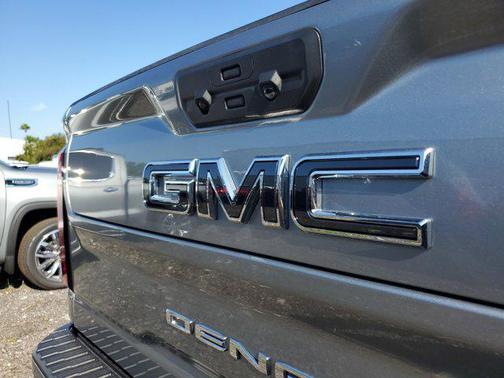 2025 GMC Sierra 2500 Denali Ultimate