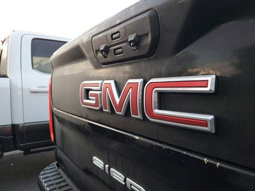 2022 GMC Sierra 2500 AT4