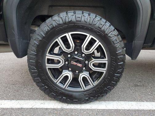 2022 GMC Sierra 2500 AT4