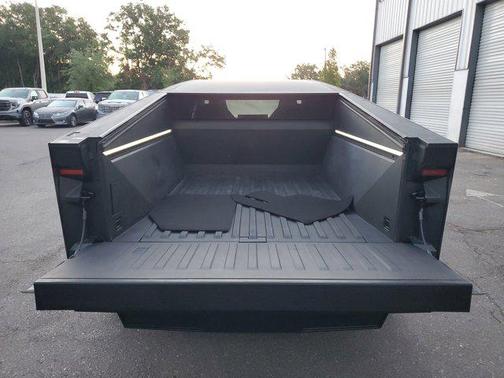 2024 Tesla Cybertruck All-Wheel Drive