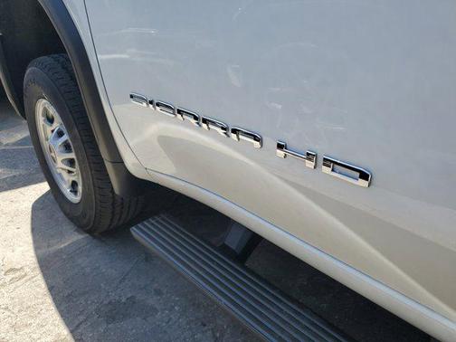 2025 GMC Sierra 2500 Base