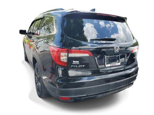 Crystal Black Pearl 2022 Honda Pilot 2WD Special Edition