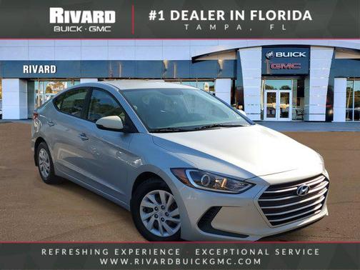 2018 Hyundai ELANTRA SE