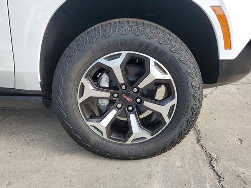 2026 GMC Yukon XL 4WD AT4 Ultimate