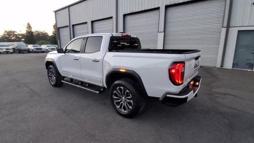 2024 GMC Canyon Denali
