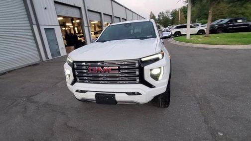2024 GMC Canyon Denali