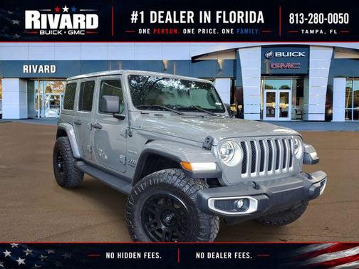 Sting-Gray Clearcoat 2020 Jeep Wrangler Unlimited Sahara