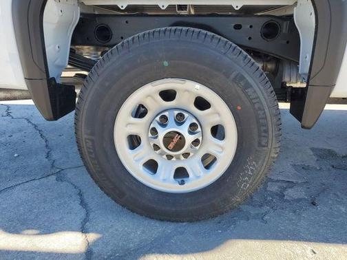 2026 GMC Sierra 2500 Pro