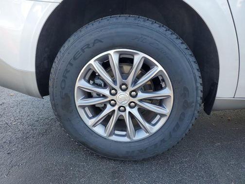 2022 Buick Enclave FWD Essence
