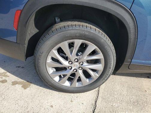 2025 Buick Enclave Preferred FWD