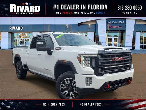 Summit White 2021 GMC Sierra 2500 AT4