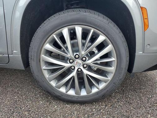 moonstone gray metallic 2026 Buick Enclave Avenir FWD