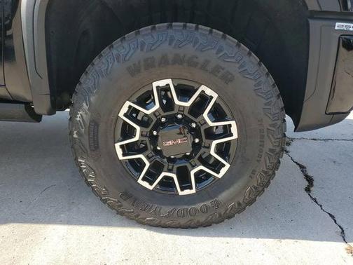Onyx Black 2026 GMC Sierra 2500 AT4X