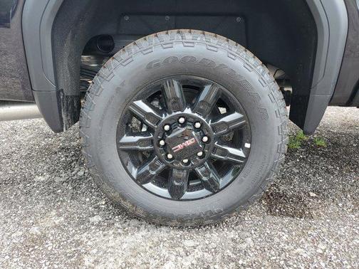 2025 GMC Sierra 2500 AT4
