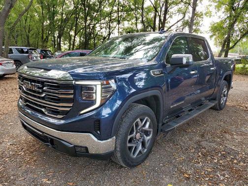 Pacific Blue Metallic 2023 GMC Sierra 1500 SLT