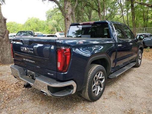 Pacific Blue Metallic 2023 GMC Sierra 1500 SLT