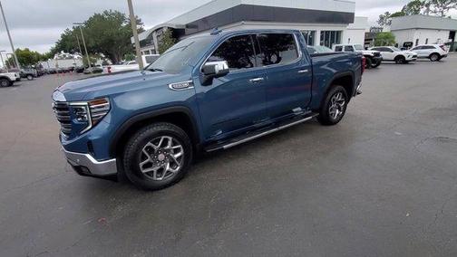 2024 GMC Sierra 1500 SLT