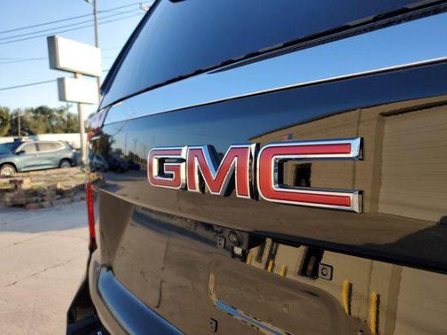 2026 GMC Yukon XL 2WD Elevation