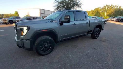2024 GMC Sierra 2500 AT4